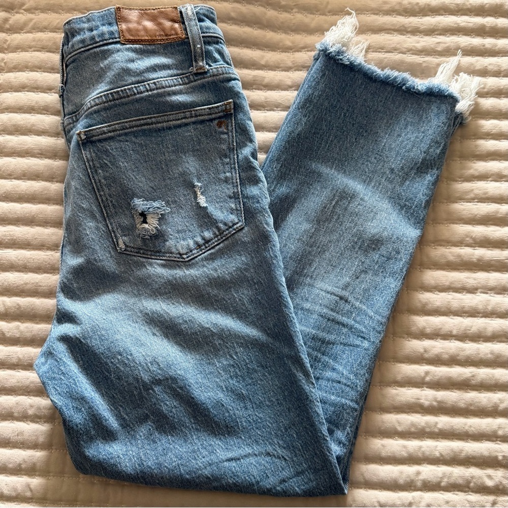 Madewell Women’s Classic Straight High Rise Distressed Denim Jeans, Size 27 - Picture 11 of 11